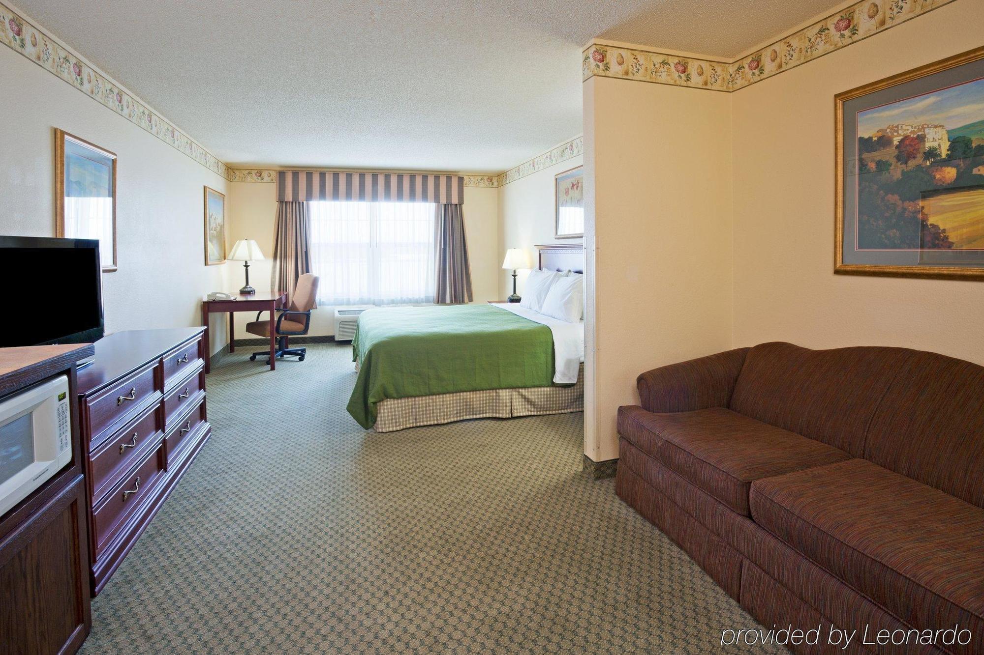 Country Inn & Suites By Radisson, St Cloud East, Mn Saint Cloud Exterior foto